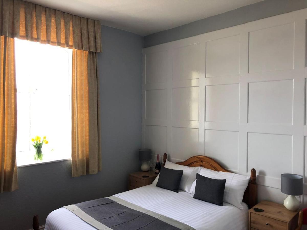 Swn Y Mor Hotel Ландъндо Стая снимка